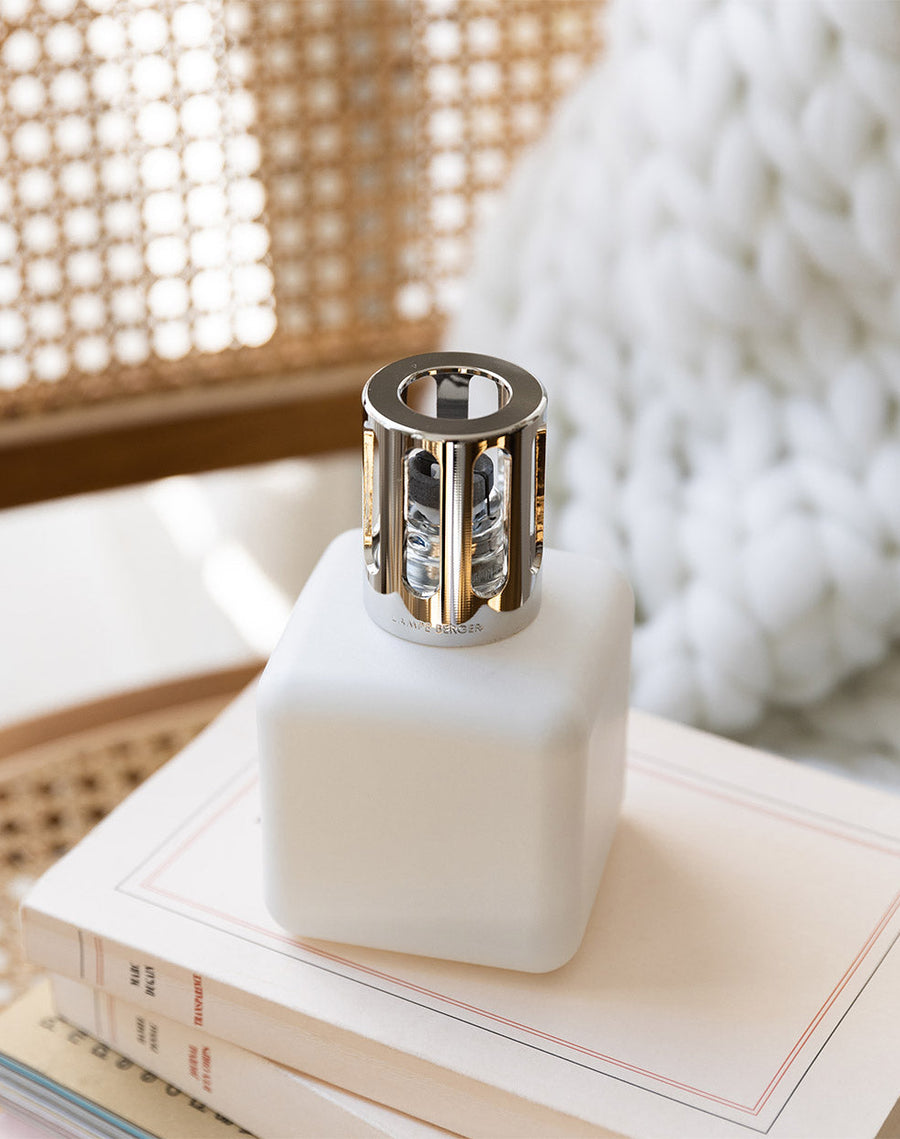 White Ice Cube Lamp Berger Gift Pack