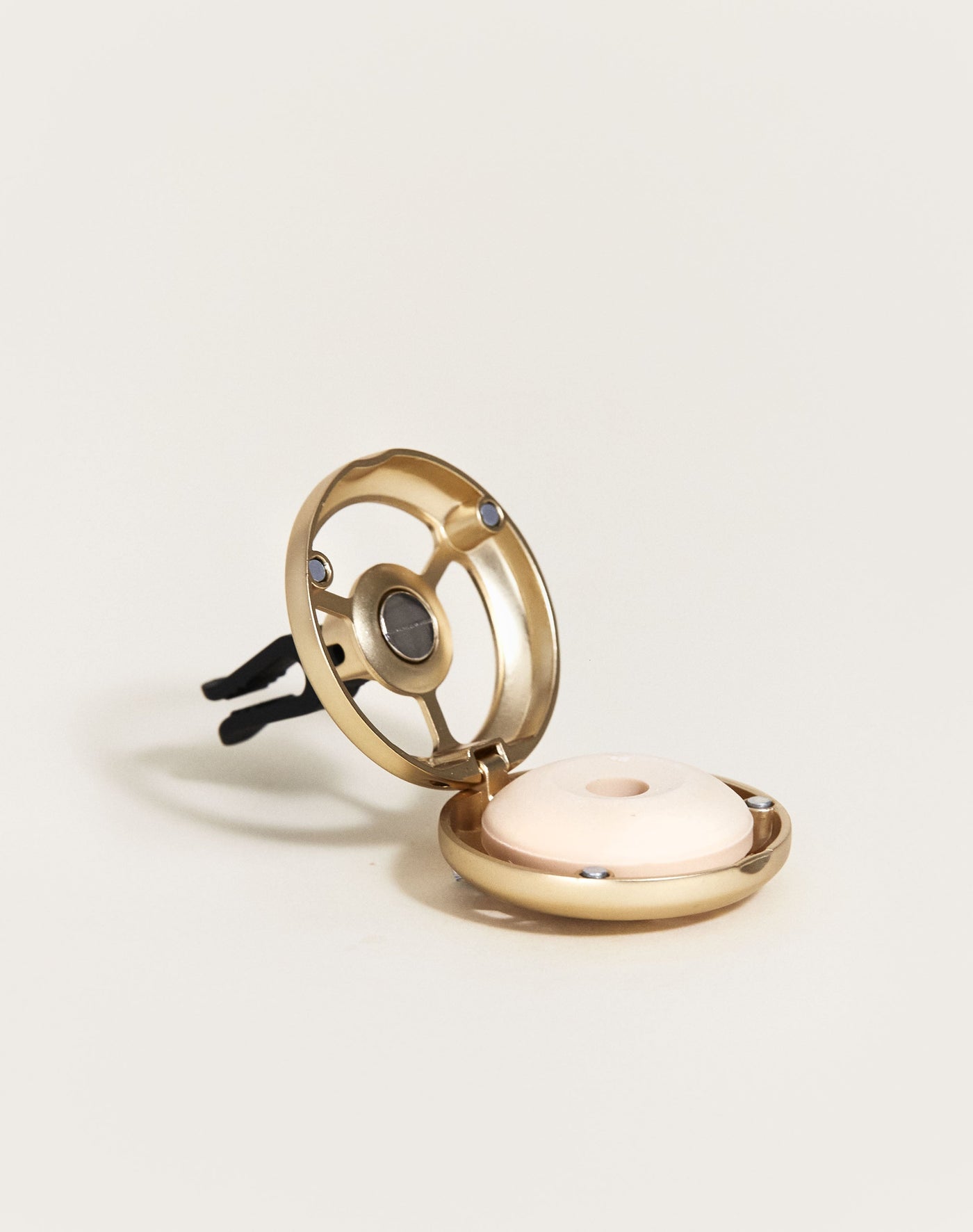 Lolita Lempicka Satin Gold Car Diffuser