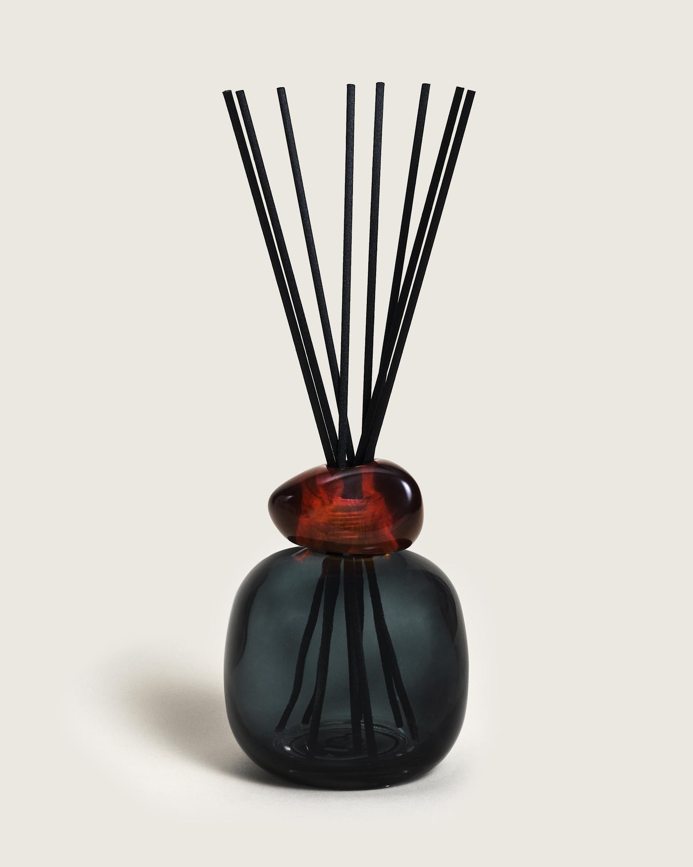 Black Mineral Scented Bouquet